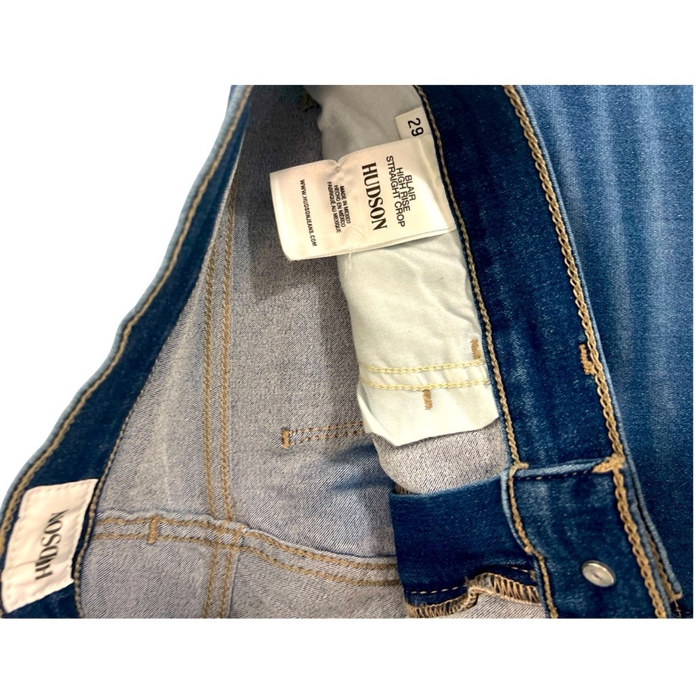 HUDSON JEANS NWT!! 
Blair High Rise Cropped Straight Jeans Size 29 Blue Wash - Picture 3 of 5